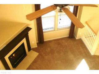 141 White Cedar Ln, Yorktown VA  23693-4941 exterior