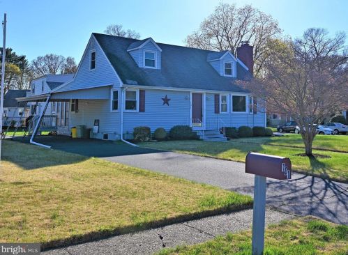 101 Susan Dr, Trenton, NJ 08638-1524