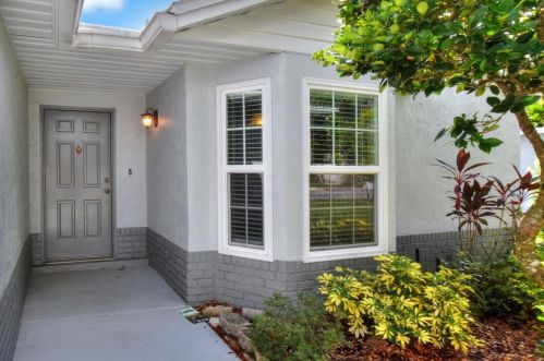 6156 Seagull Ln, Lakeland, FL 33809-5682