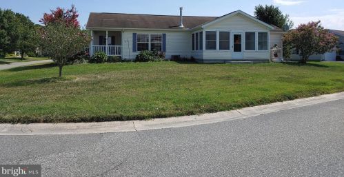 222 Persimmon Cir, Dover, DE 19901-0025
