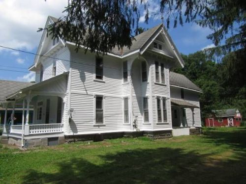 2850 Cincinnatus Rd, Taylor, NY 13040-9669