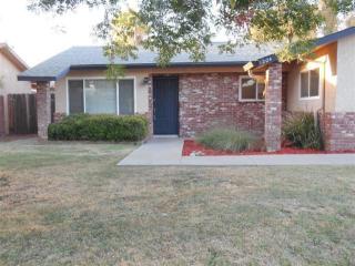 1204 Malone St, Hanford, CA 93230-2623