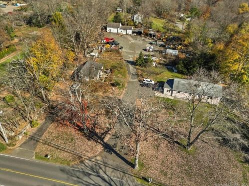 93 Old Hawleyville Rd, Bethel CT  06801-3040 exterior