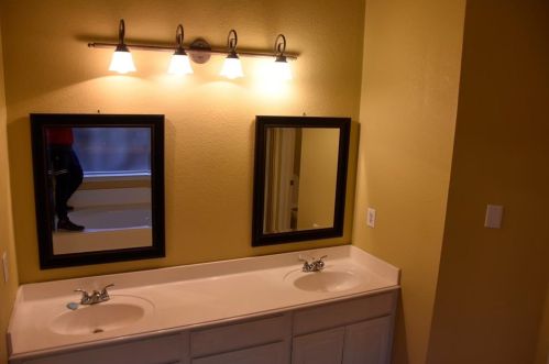 9804 Shelby Pl, Frisco TX 75035-5284 exterior