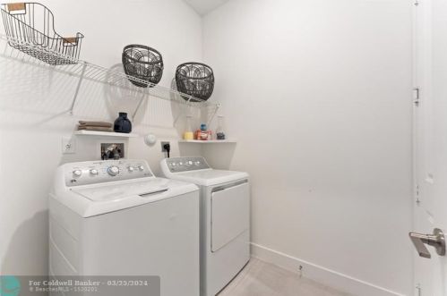 17451 41 St, Hollywood FL 33029-5035 exterior