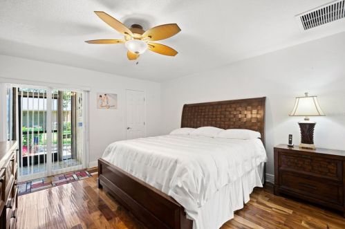 50 Balsam Dr, Oldsmar FL  34677-2340 exterior