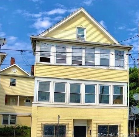 12 Oak St, Bridgeport, CT 06604-3148