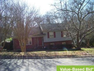 6629 Brookcrest Dr, Charlotte, NC 28210-5303