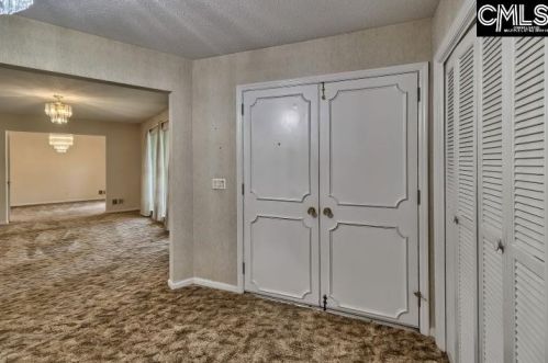 1104 Baywater Dr, Cayce-West Columbia SC  29170-3119 exterior