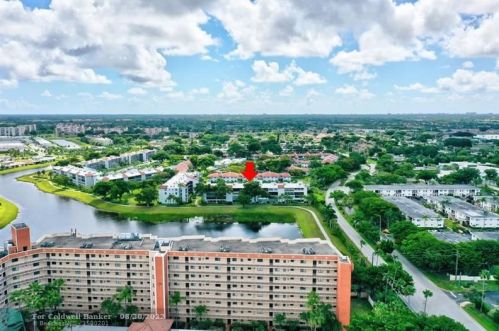 6675 Oriole Blvd, Delray Beach FL  33446-3514 exterior