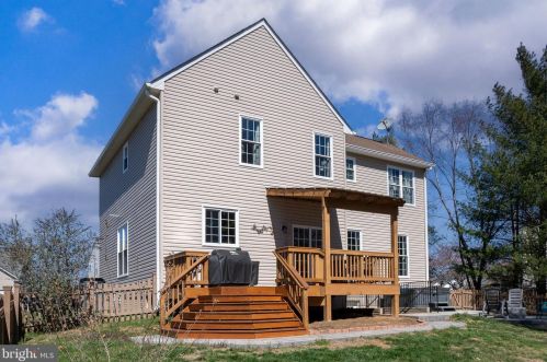 6029 Hot Spring Ln, Fredericksburg VA  22407-3708 exterior