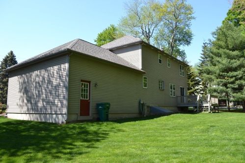 48 Plymouth Dr, Norwood, MA 02062-5410