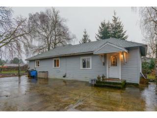805 Parkway Ave, Battle Ground, WA 98604-9159
