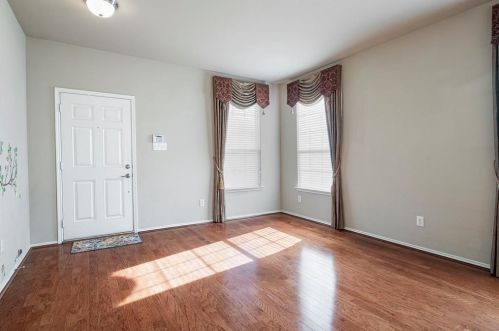 3313 Versante Dr, Bedford, TX 76021-4082