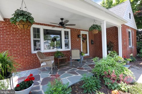 14 Emerald Ave, Camden, NJ 08108-2321