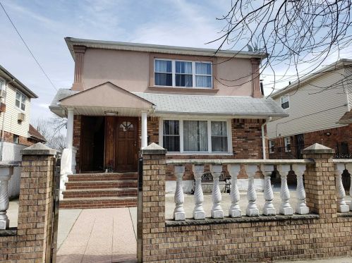 130-35 148th St, Jamaica, NY 11436-1720