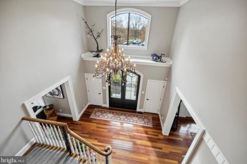 10 Devonshires Ct, Blue Bell PA  19422-2560 exterior