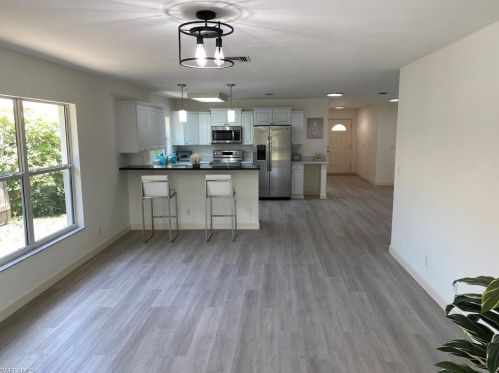 554 110th Ave, Naples FL  34108-1816 exterior