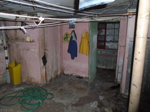 78 Fairmount Ter, East Orange NJ  07018-2355 exterior