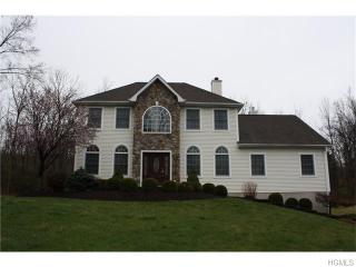 8 Mcdonald Dr, Marlborough, NY 12542-6524