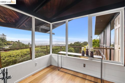 490 Panoramic Way, Berkeley CA 94704-2540 exterior