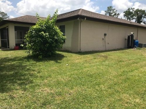 3908 2nd St, Lehigh Acres, FL 33936-0021