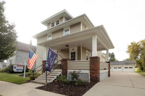 44 6th St, Fond Du Lac WI  54935-5025 exterior