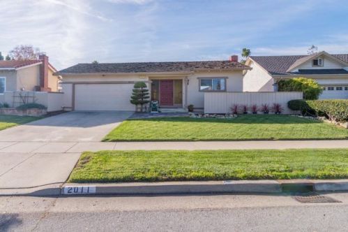 2011 Abbey Ln, Campbell, CA 95008-2707