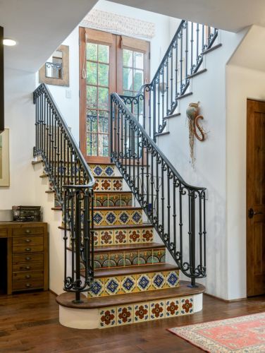 1024 Canon Perdido St, Santa Barbara CA  93103-2454 exterior