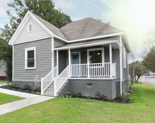 427 Park Ave, Pineville, NC 28134-8556