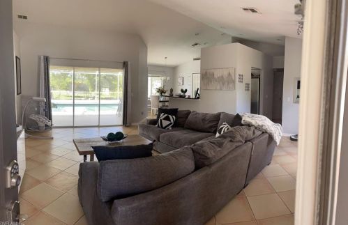 3724 41st Ave, Naples, FL 34120-1534