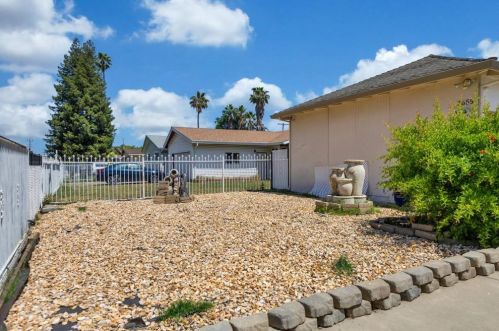 2655 Cordova Ln, Rancho Cordova CA  95670-5007 exterior