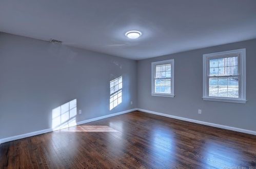 50 Bette Dr, Manchester CT  06040-6814 exterior