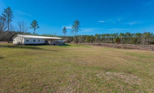 1078 Wallace Rd, Defuniak Springs FL  32433-0034 exterior