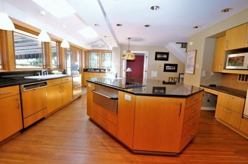 248 White Oak Dr, New Kensington, PA 15068-6724