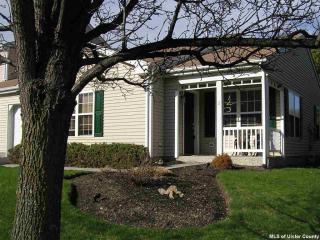 2 Bridgewater Way, Poughkeepsie, NY 12601-5962