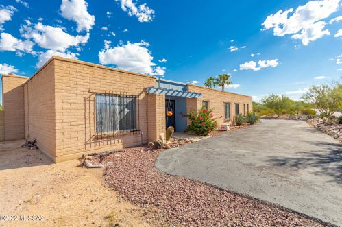 6501 Pomona Rd, Tucson, AZ 85704-1823