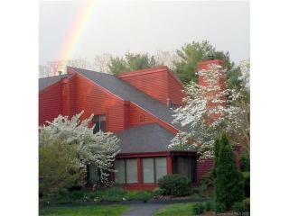 227 Hollister Way, Glastonbury CT  06033-3100 exterior