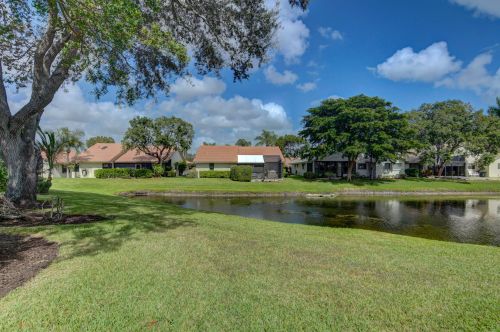 4735 Capstar Dr, Boynton Beach, FL 33436-1530