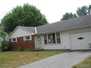 520 Debbie Ln, Nazareth, PA 18064-9260