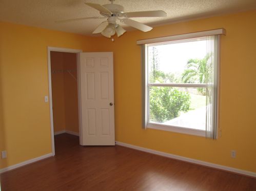 3879 Jonathans Way, Boynton Beach FL  33436-8524 exterior