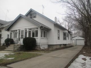 115 Prairie Ave, Waukesha, WI 53186-5922