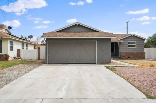 802 Avenue, Lancaster CA 93536 exterior