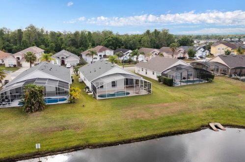 1155 Liberty Hall Dr, Kissimmee FL 34746-6724 exterior