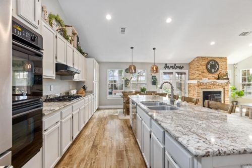 424 Stanford St, Vacaville CA  95687-4653 exterior