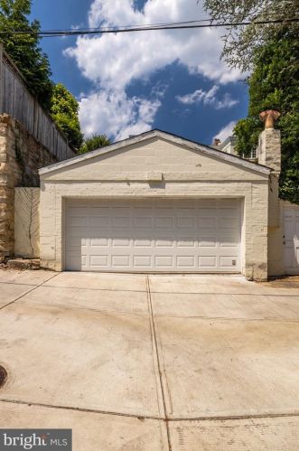 3210 R St, Washington DC  20024-3419 exterior