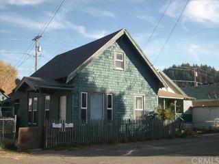 257 Clay St, Weed, CA 96094-2505