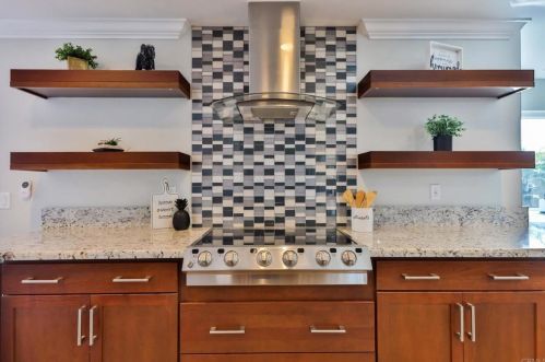 822 J St, Chula Vista CA  91910-6649 exterior