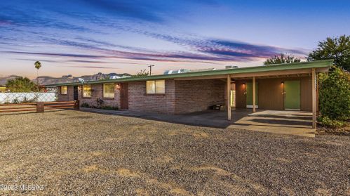 723 Freeman Pl, Tucson, AZ 85719-1807