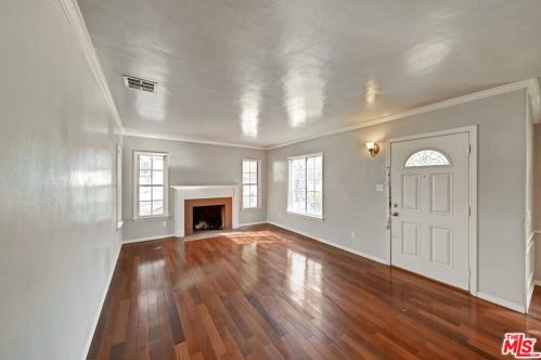 825 Verdugo Rd, Glendale CA  91206-2536 exterior